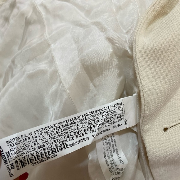 Pre Loved ZARA Double Breasted Blazer Cream SMALL - Picture 9 of 9